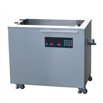 Esistono macchine per la pulizia dei rulli con funzione di controllo remoto?